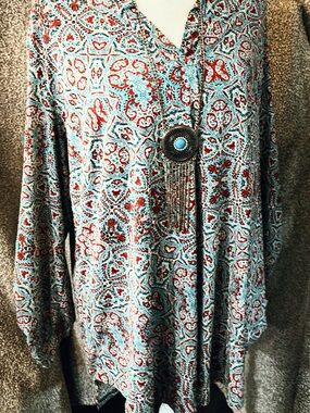 Cato Paisley Print Tunic Top in Light Blue & Red